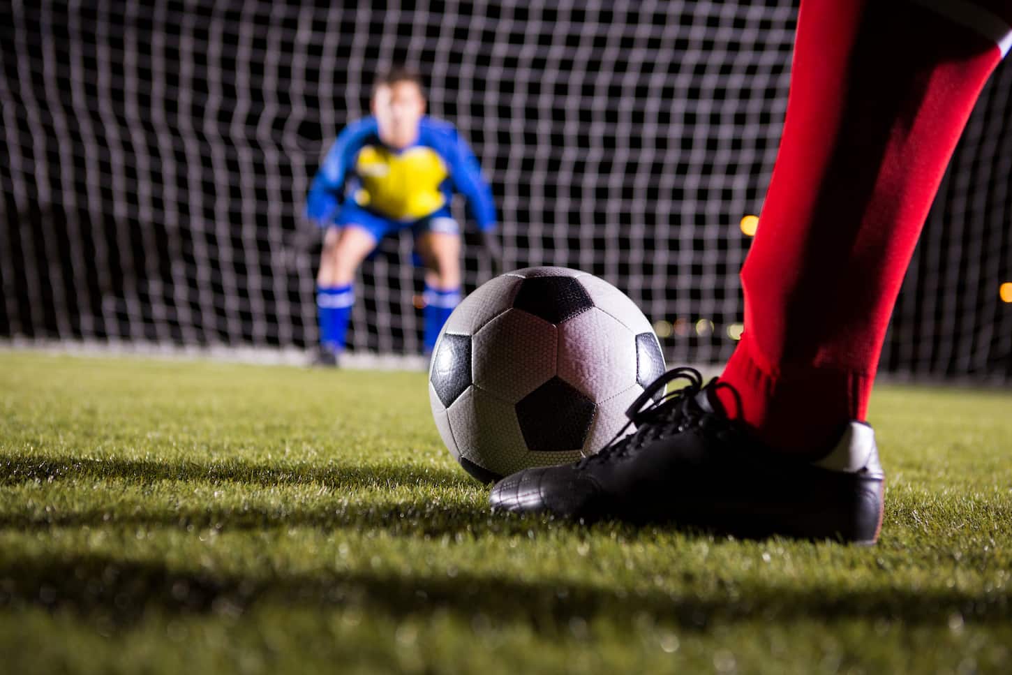 Can A Soccer Goalie Bounce The Ball? (Rules Clarified)